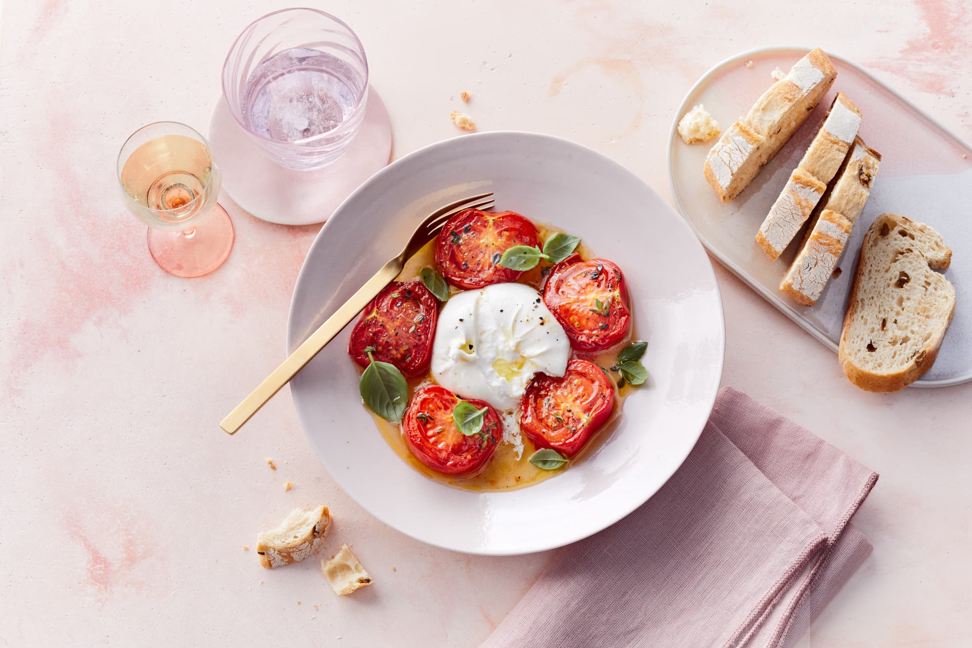 REWE Feine Welt Burrata mit Knoblauch-Ofentomaten
